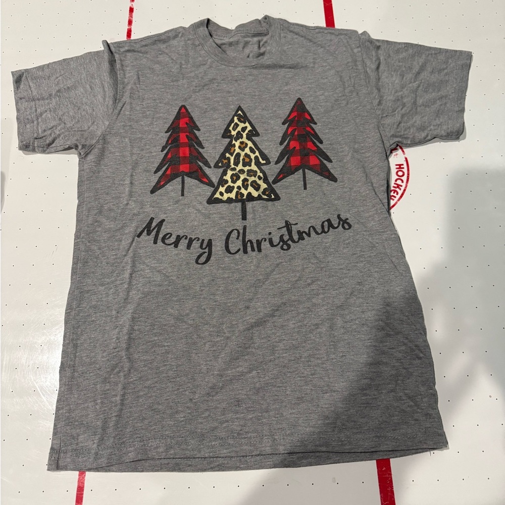 Gray Merry Christmas Graphic T-Shirt